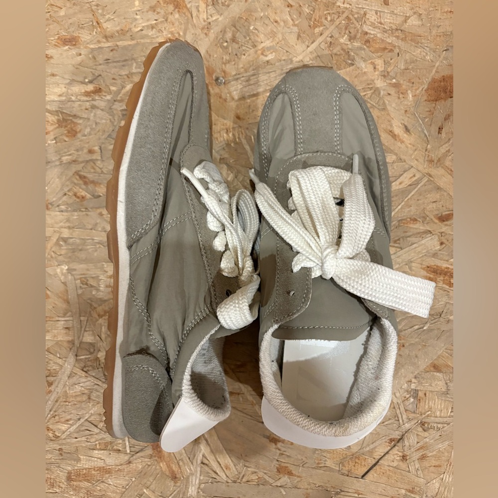 ZARA Minimalist Neutral Sneakers - Sage Green/Grey - Women’s Size 6